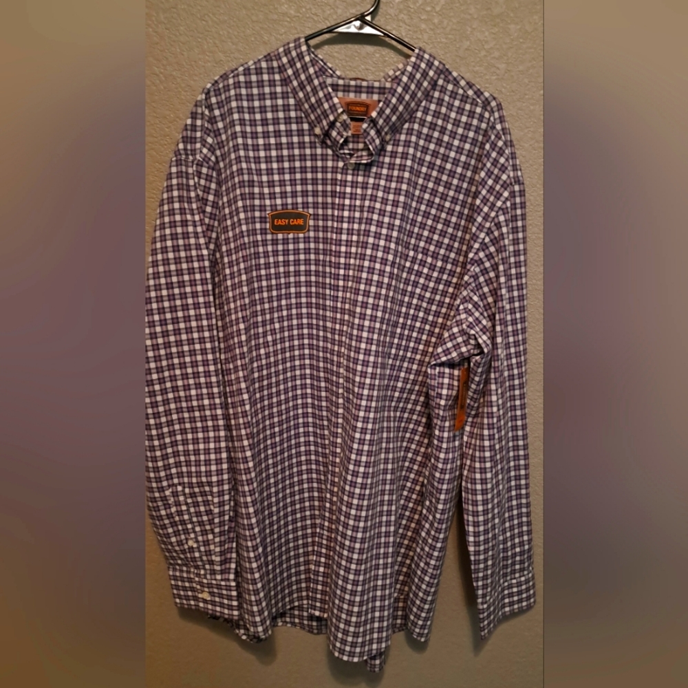 New with tags. Men's button down shirt by Foundry. Size 3XLT.